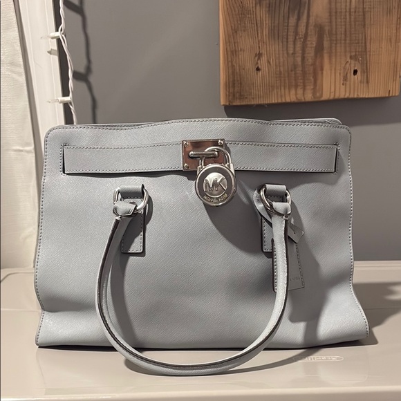 Michael Kors Handbags - Michael Kors Purse